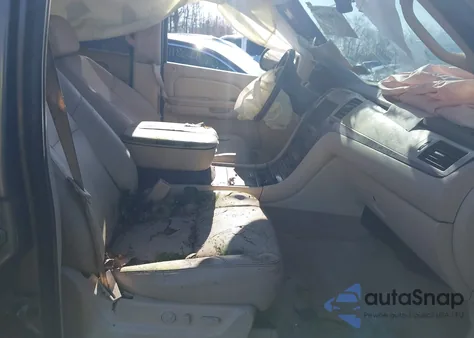 2007 Cadillac Escalade Standard из США, поврежденный, VIN 1GYFK63897R123157